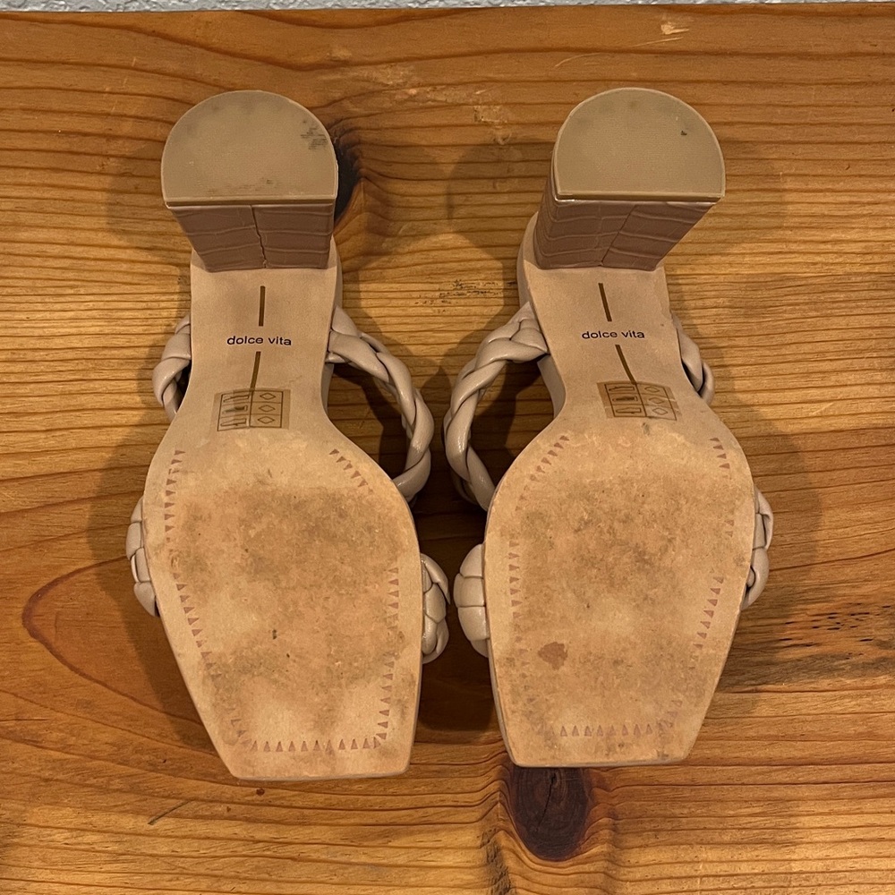 Dolce Vita Women's Beige Braided Sandals - Picture 5 of 6